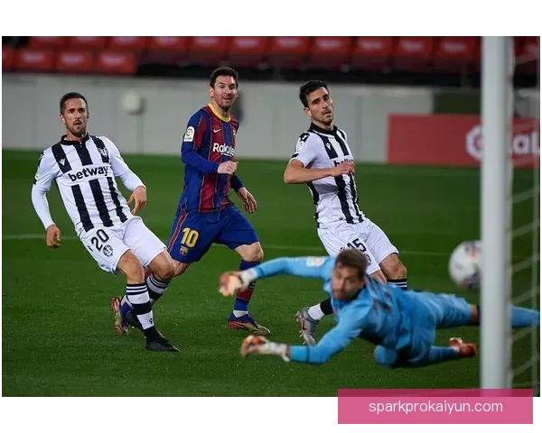 奥萨苏纳转会策略分析：球队正在优化阵容以增强竞争力