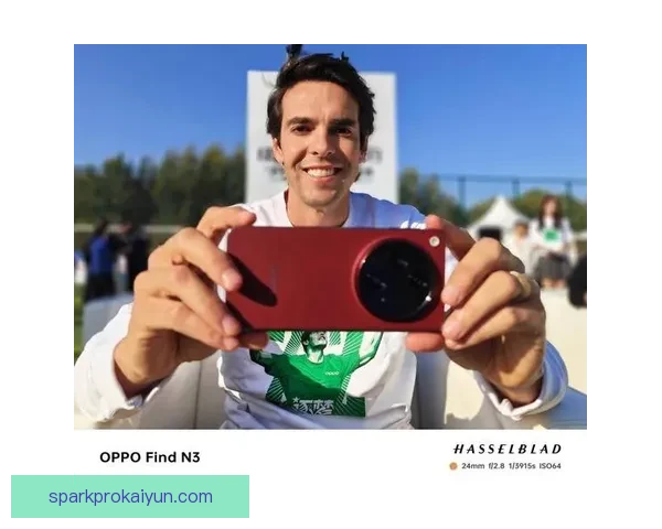 卡卡比赛节奏控制能力备受关注，表现稳健引发讨论