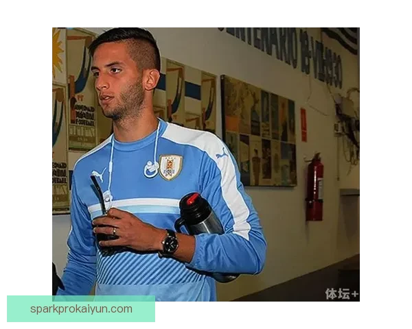 本坦库尔在热刺表现稳健，继续巩固主力阵地争夺。